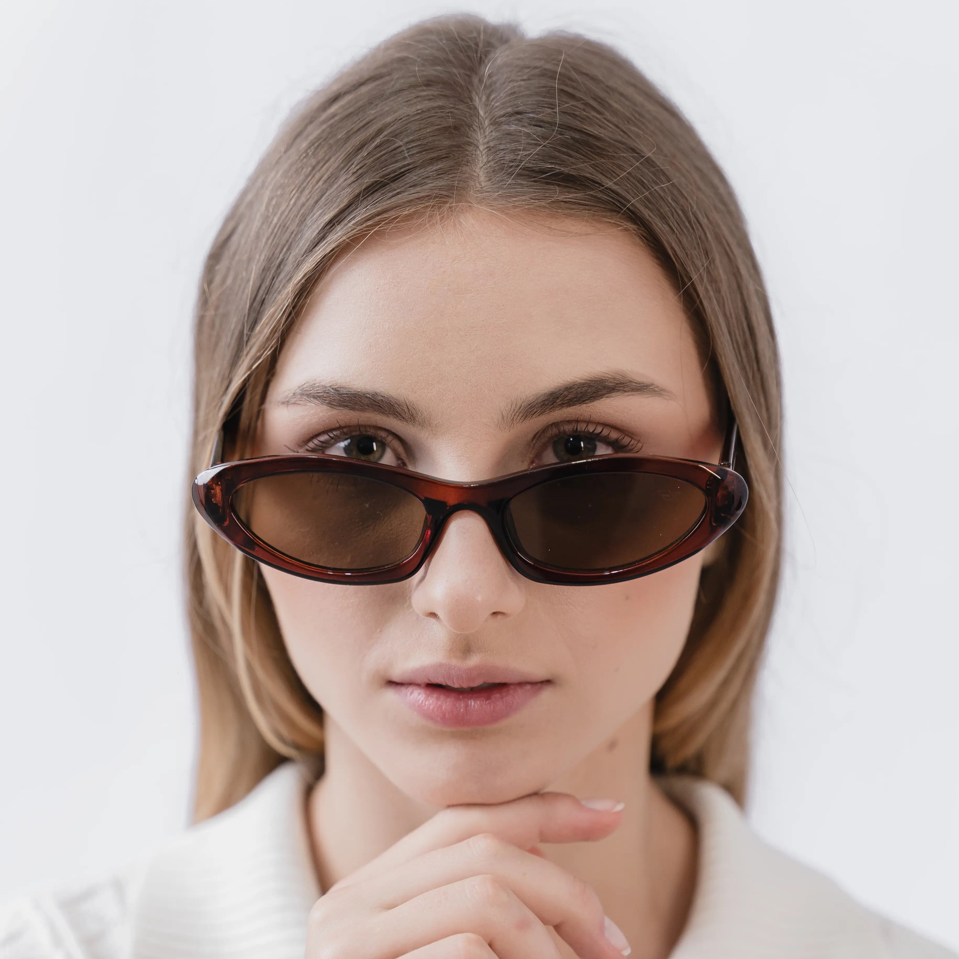 https://brannt.com.br/products/oculos-de-sol-feminino-elevate-marrom-brannt?_pos=2&_psq=ele&_ss=e&_v=1.0